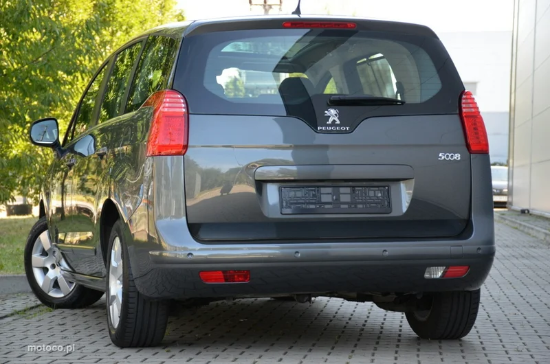 Peugeot 5008 12