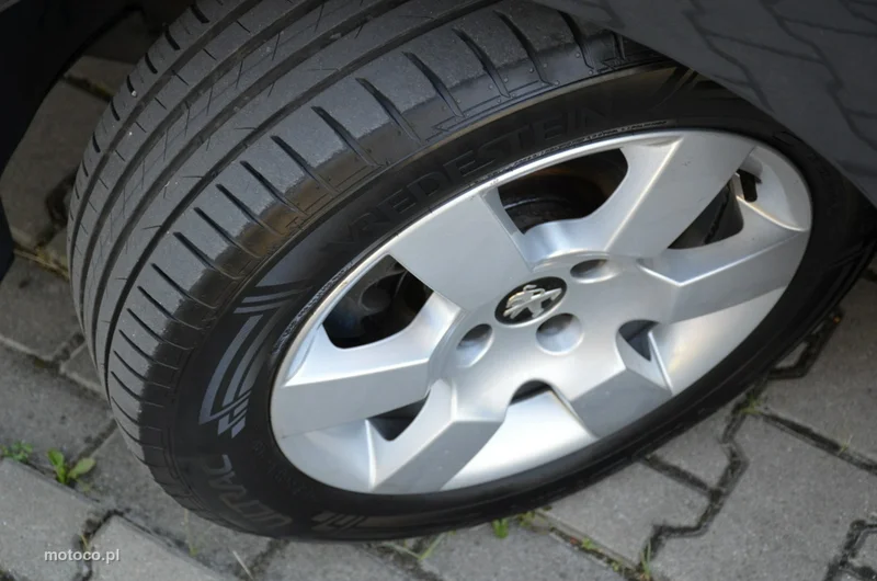 Peugeot 5008 16