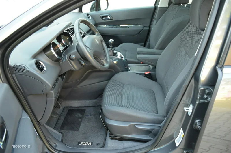 Peugeot 5008 23