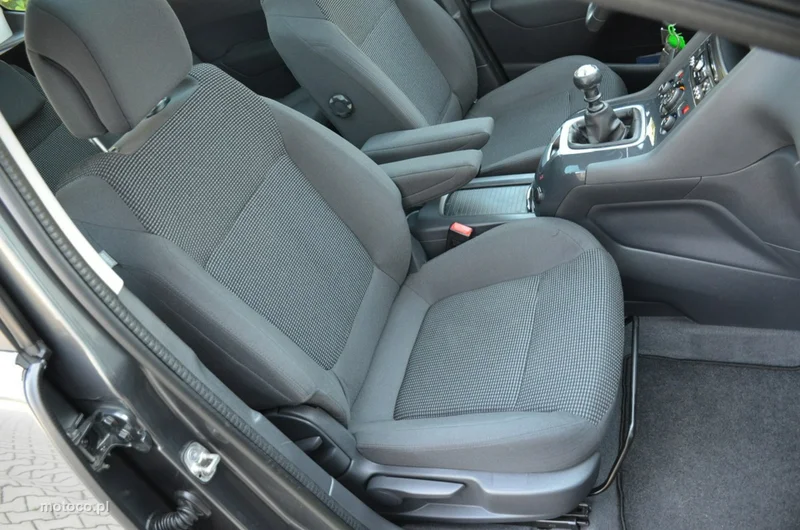 Peugeot 5008 30