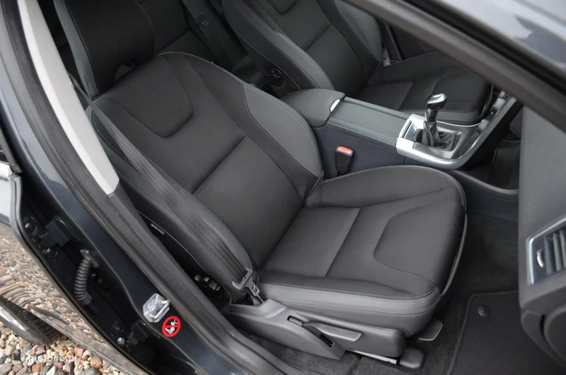 Volvo XC 60 25