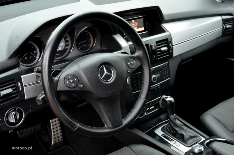 Mercedes-Benz GLK X204 GLK 220 24