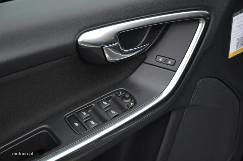 Volvo V60 14