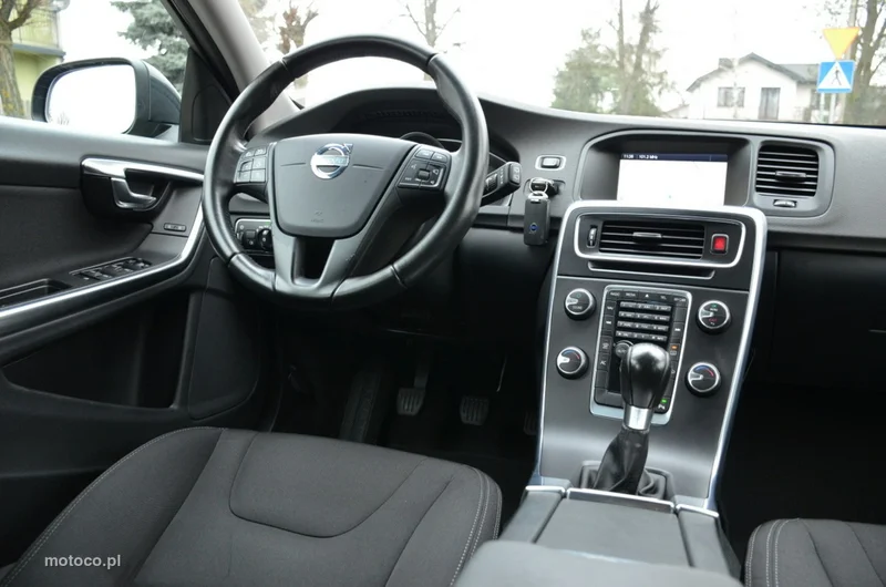 Volvo V60 23