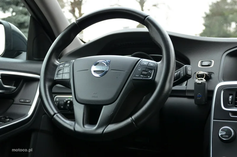 Volvo V60 24