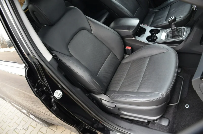 Hyundai SANTA FE 26