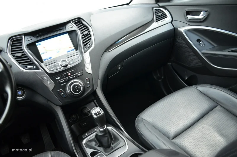 Hyundai SANTA FE 28