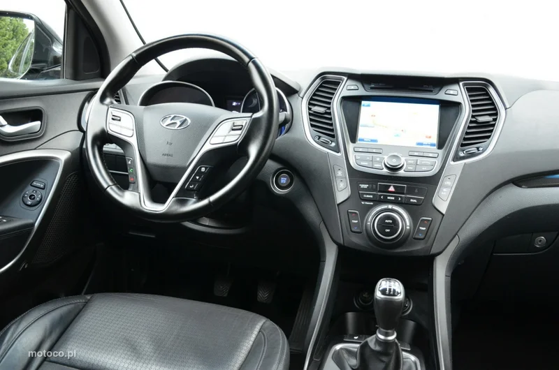 Hyundai SANTA FE 29