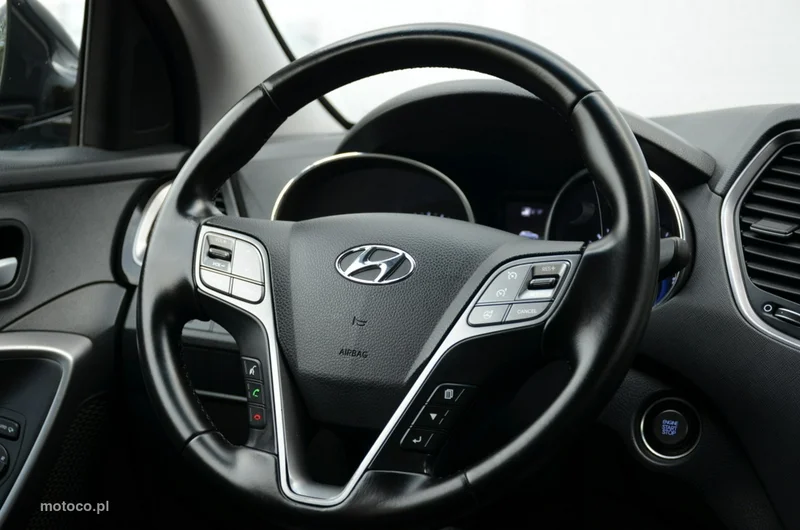 Hyundai SANTA FE 30