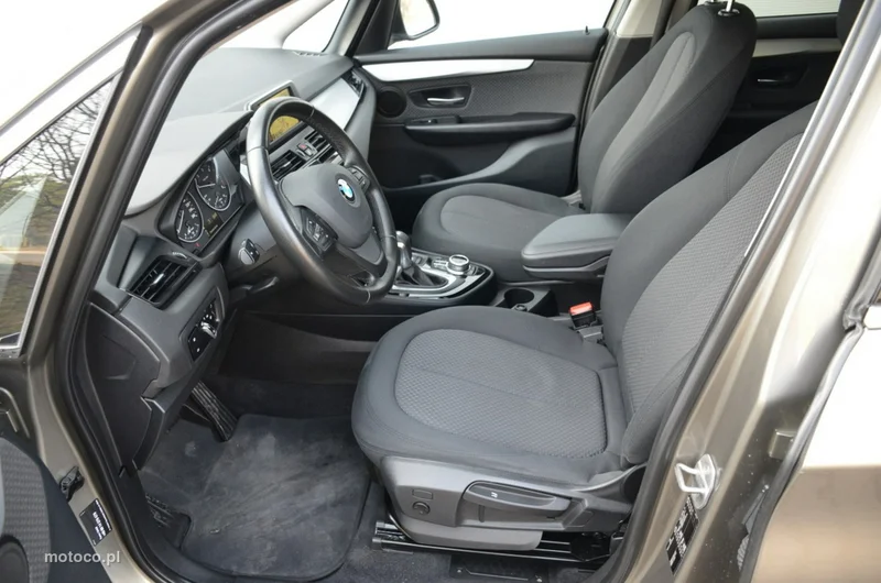 BMW Seria 2 F45 218 21