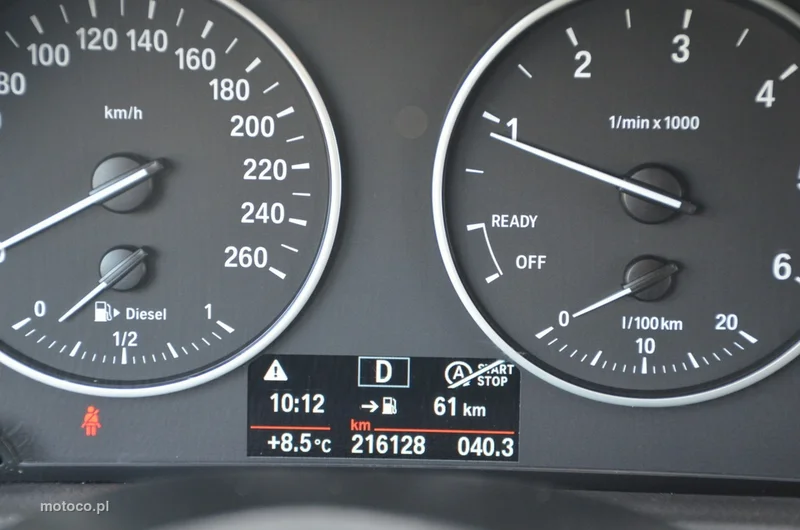BMW Seria 2 F45 218 37