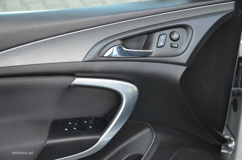 Opel Insignia A 21