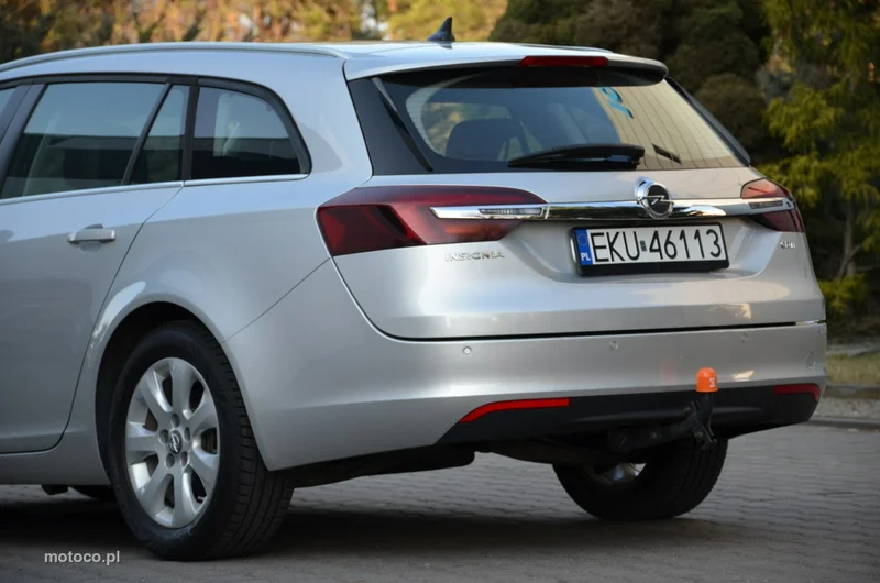 Opel Insignia A 8