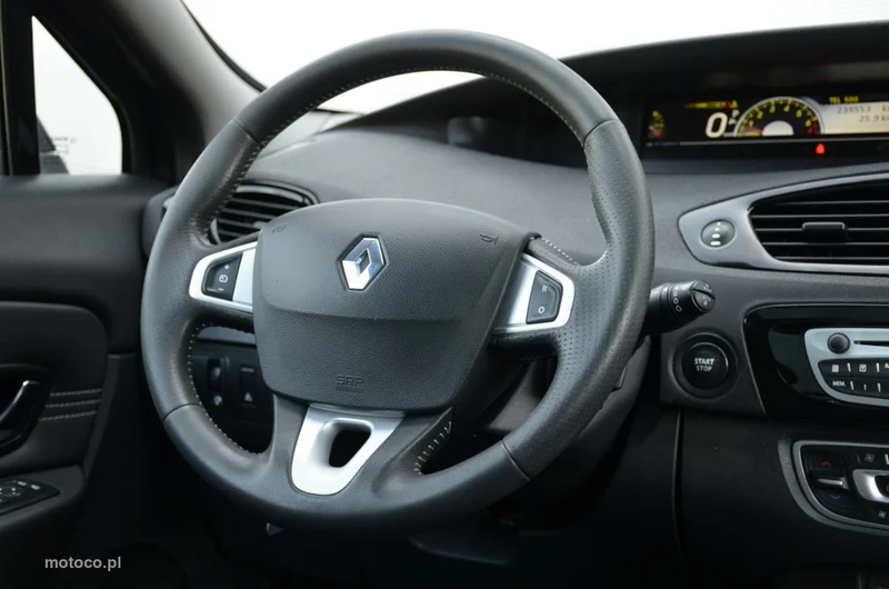 Renault Scenic III 32