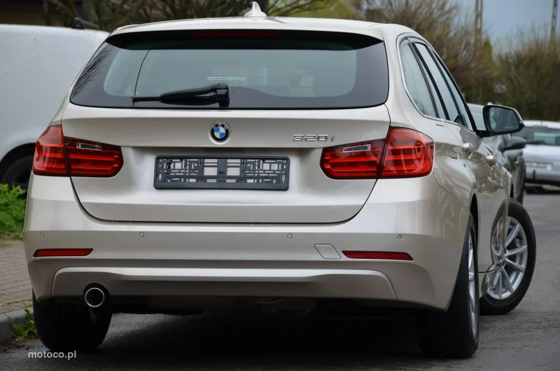 BMW Seria 3 F30 320 12