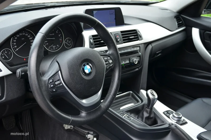 BMW Seria 3 F30 320 23