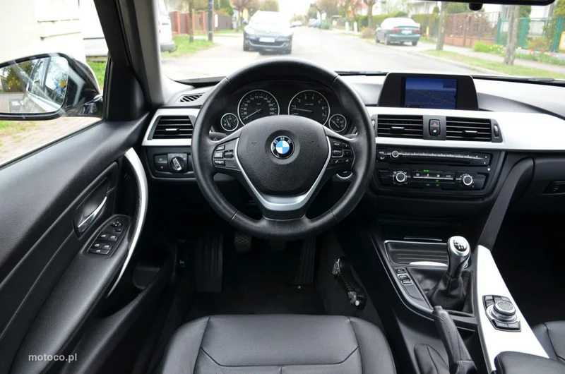 BMW Seria 3 F30 320 27