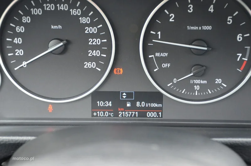 BMW Seria 3 F30 320 37