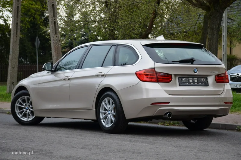 BMW Seria 3 F30 320 7