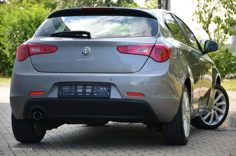 Alfa Romeo Giulietta 9
