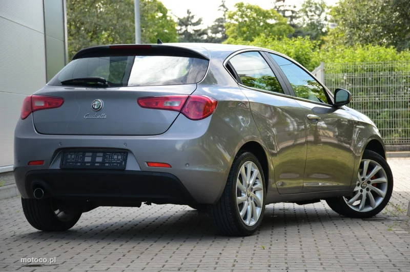 Alfa Romeo Giulietta 10
