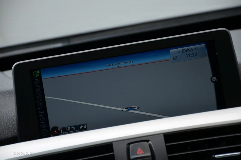 BMW Seria 3 F30 3GT 33