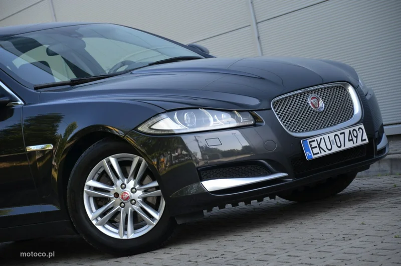 Jaguar XF 16
