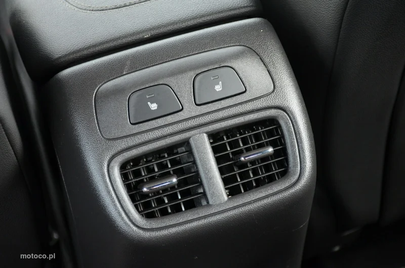 Opel Insignia B 26