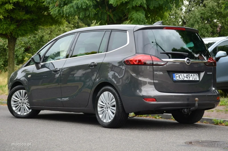 Opel Zafira C Tourer 7