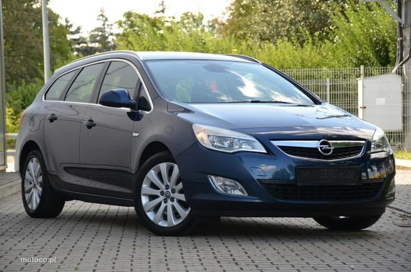Opel Astra J 15