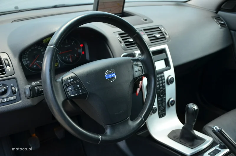 Volvo V50 22
