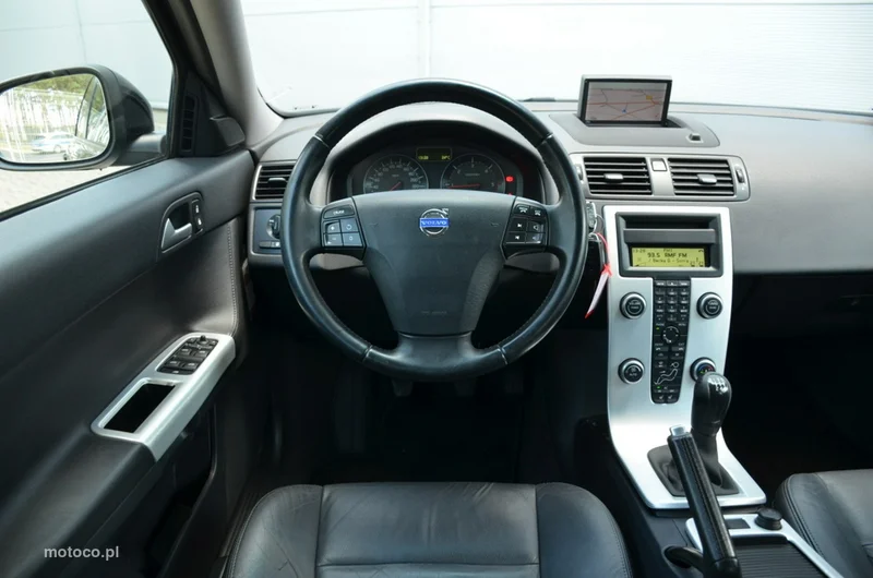 Volvo V50 26