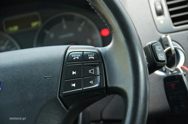 Volvo V50 30