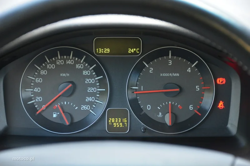 Volvo V50 34