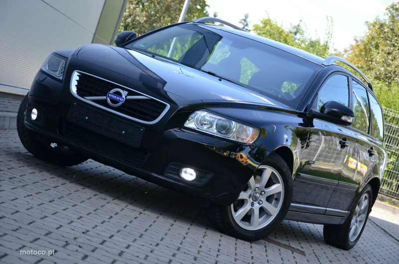Volvo V50 38