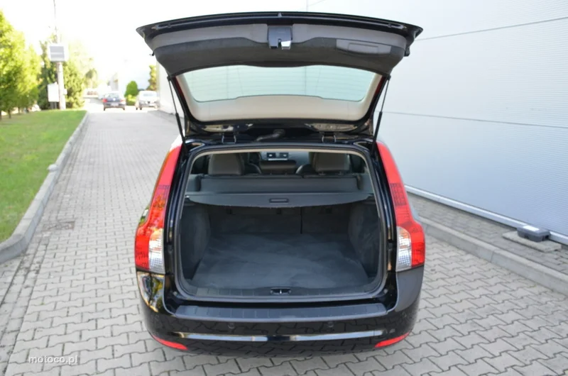 Volvo V50 8