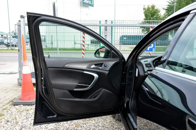 Opel Insignia A 16