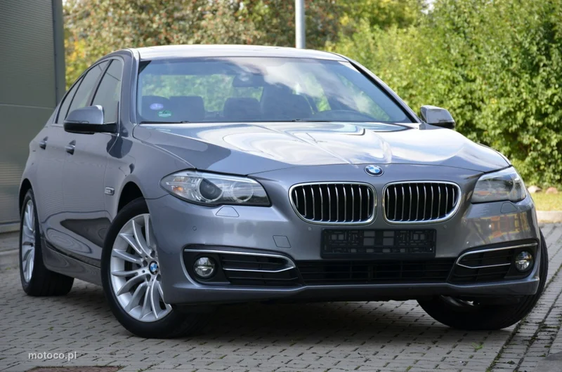 BMW Seria 5 F10 528 14