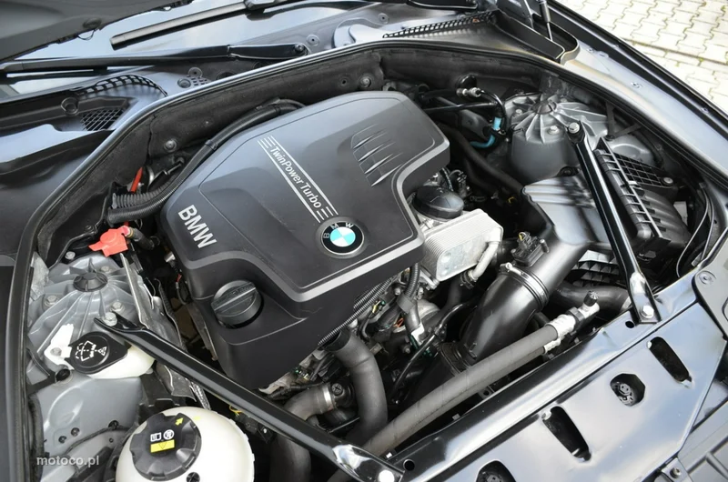 BMW Seria 5 F10 528 18