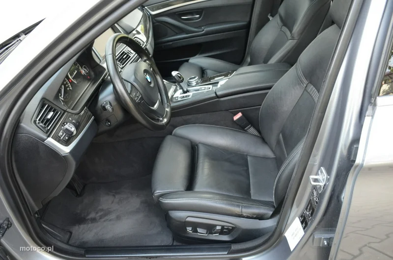 BMW Seria 5 F10 528 23