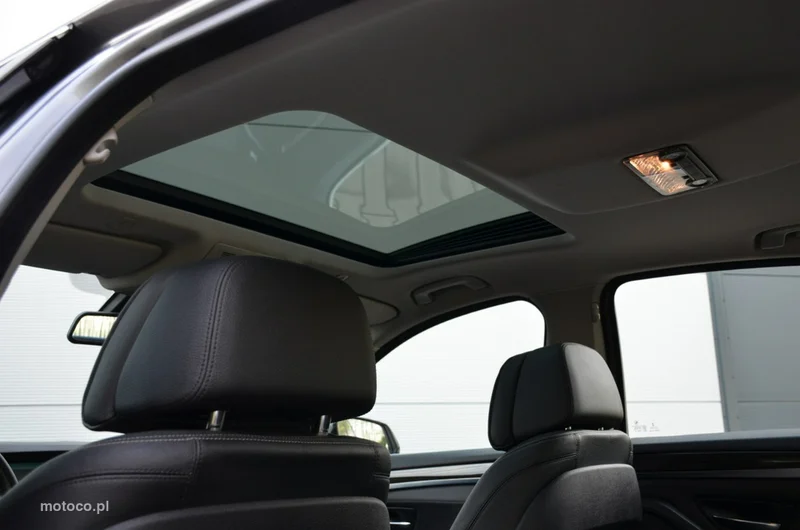 BMW Seria 5 F10 528 29