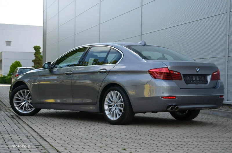 BMW Seria 5 F10 528 7