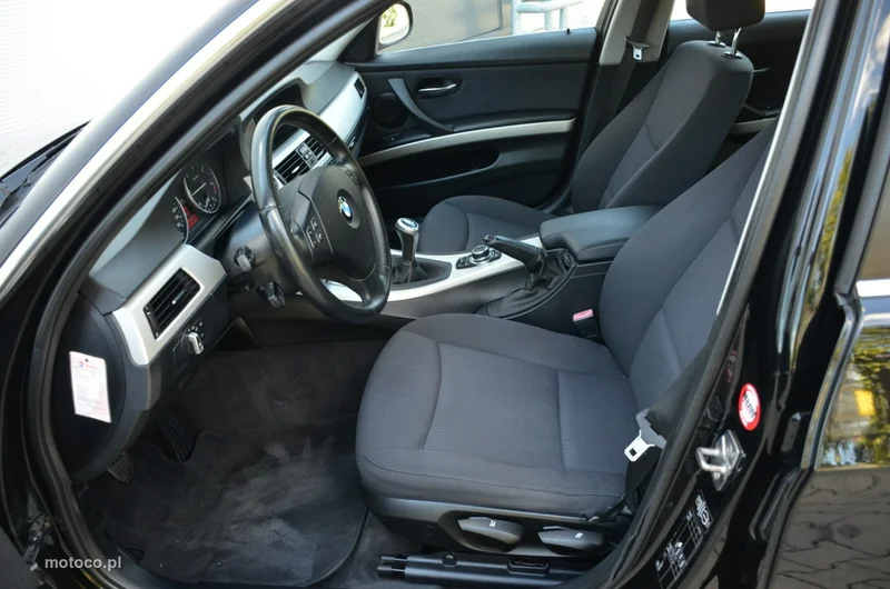 BMW Seria 3 E90 320 22