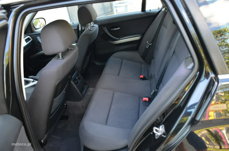 BMW Seria 3 E90 320 26