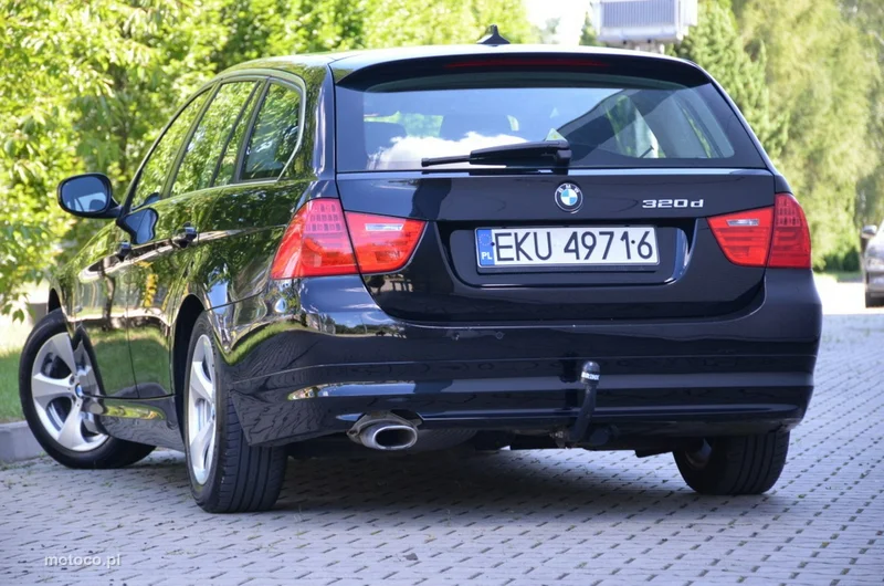 BMW Seria 3 E90 320 5