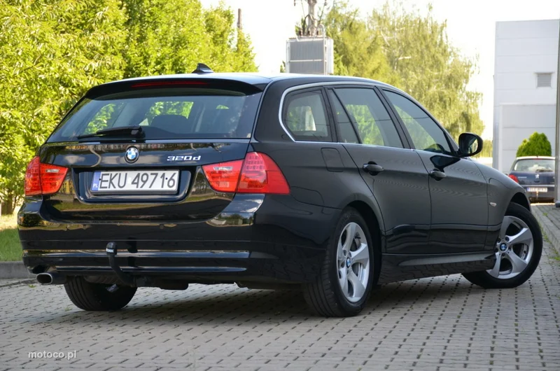 BMW Seria 3 E90 320 10