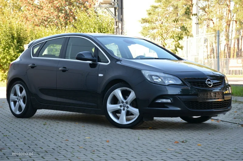 Opel Astra J 15