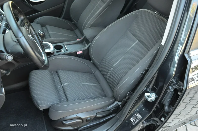 Opel Astra J 22