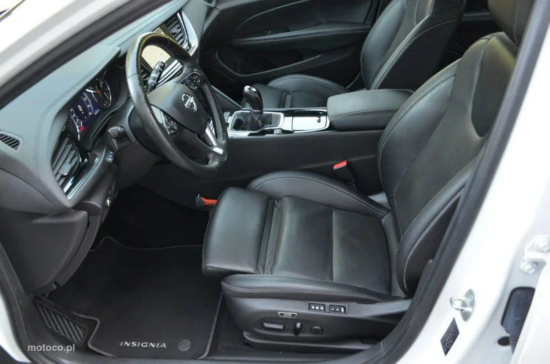 Opel Insignia B 19