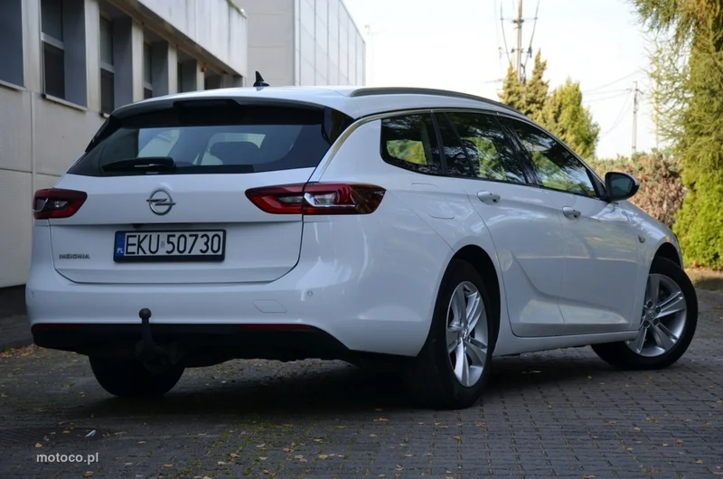 Opel Insignia B 10